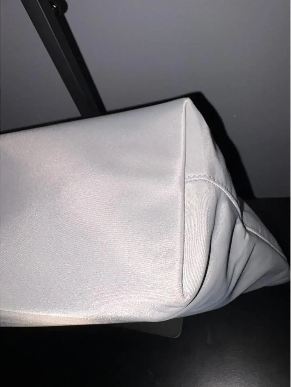 Kate Spade New York Chelsea Large Nylon Zip Top Tote Bag – Light Silver/Grey